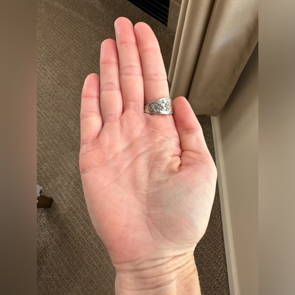 Belgium Spoon Ring - Picture 8 of 12